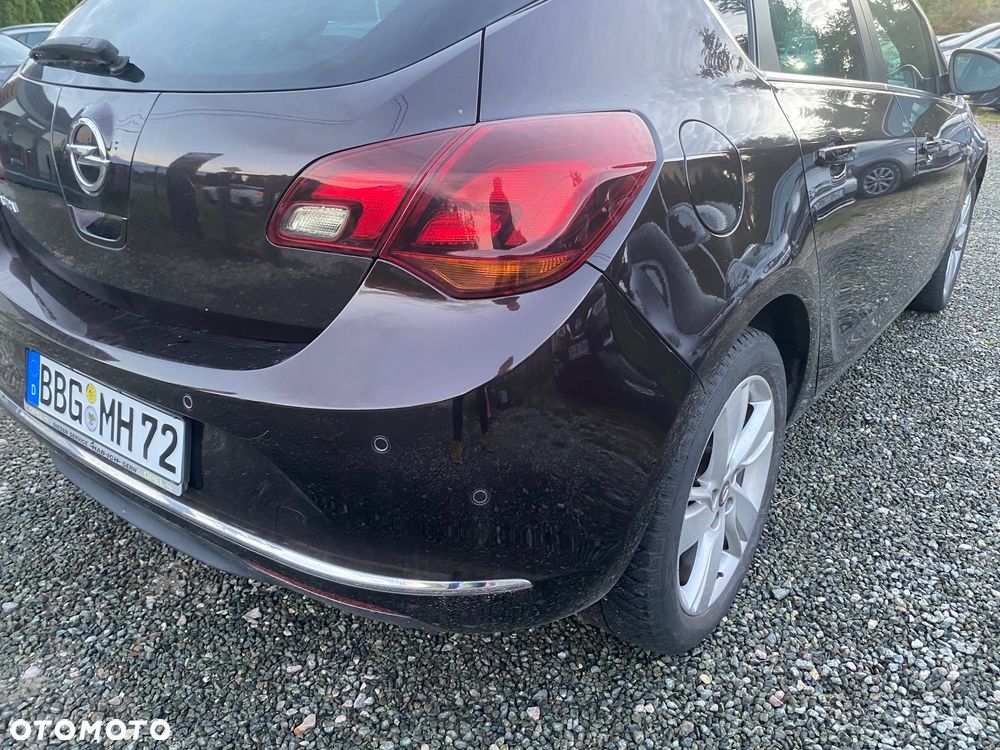 Opel Astra 1.4 Turbo Exklusiv - 12