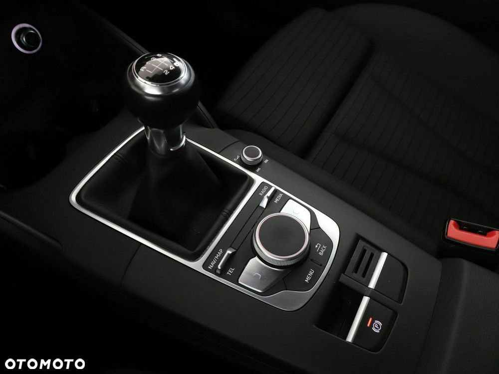 Audi A3 Limousine 1.0 TFSI sport - 27