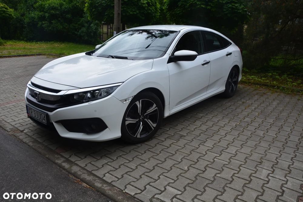 Honda Civic 1.5 T Elegance - 2