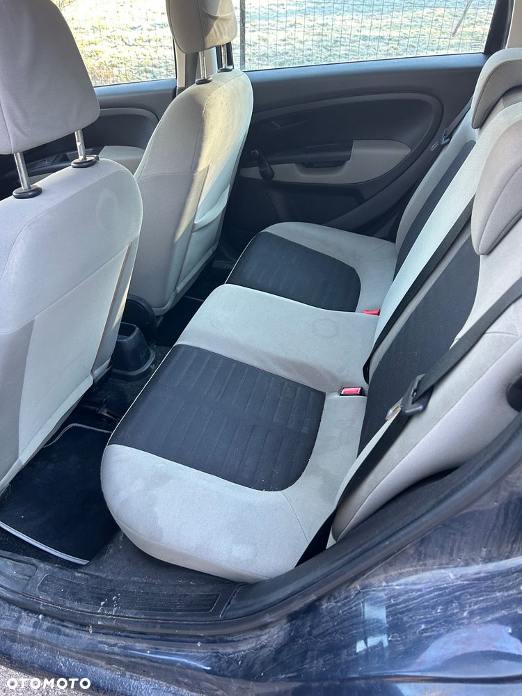 Fiat Grande Punto - 14