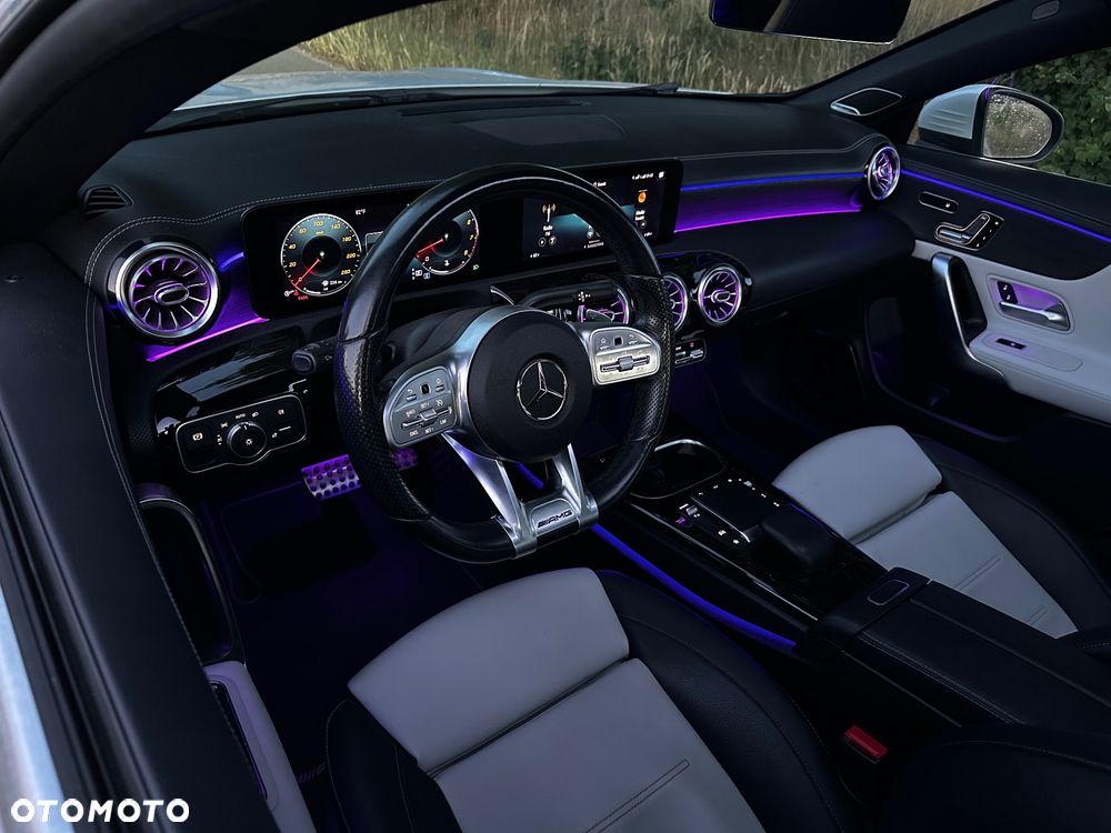 Mercedes-Benz CLA 250 4-Matic AMG Line 7G-DCT - 40
