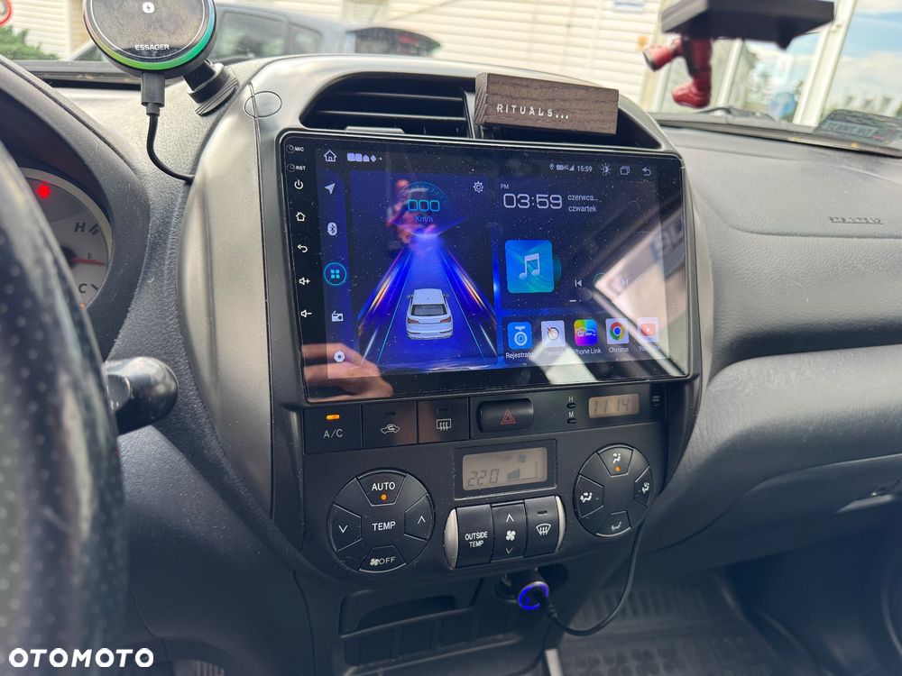 Toyota RAV4 2.0 VVT-i 4x4 - 15