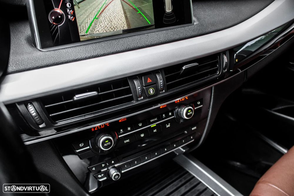 BMW X5 25 d sDrive Comfort 7L - 24