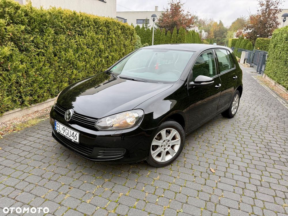 Volkswagen Golf - 2
