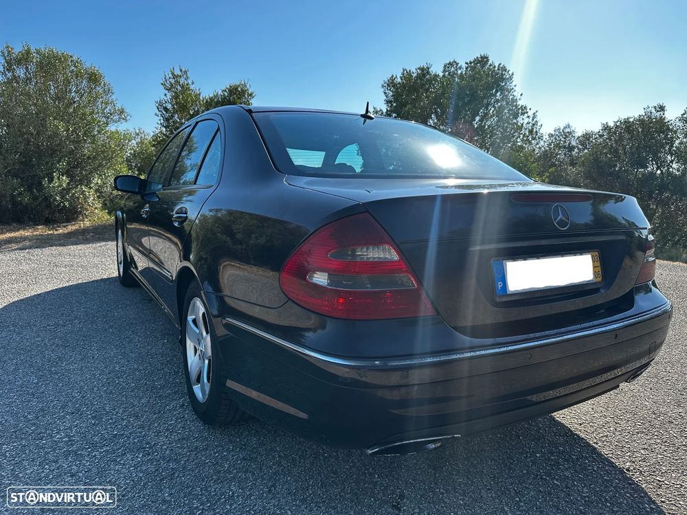 Mercedes-Benz E 220 CDI Avantgarde - 4