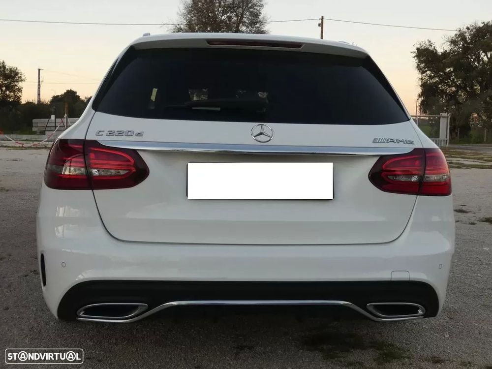 Mercedes-Benz C 220 d AMG Line - 4