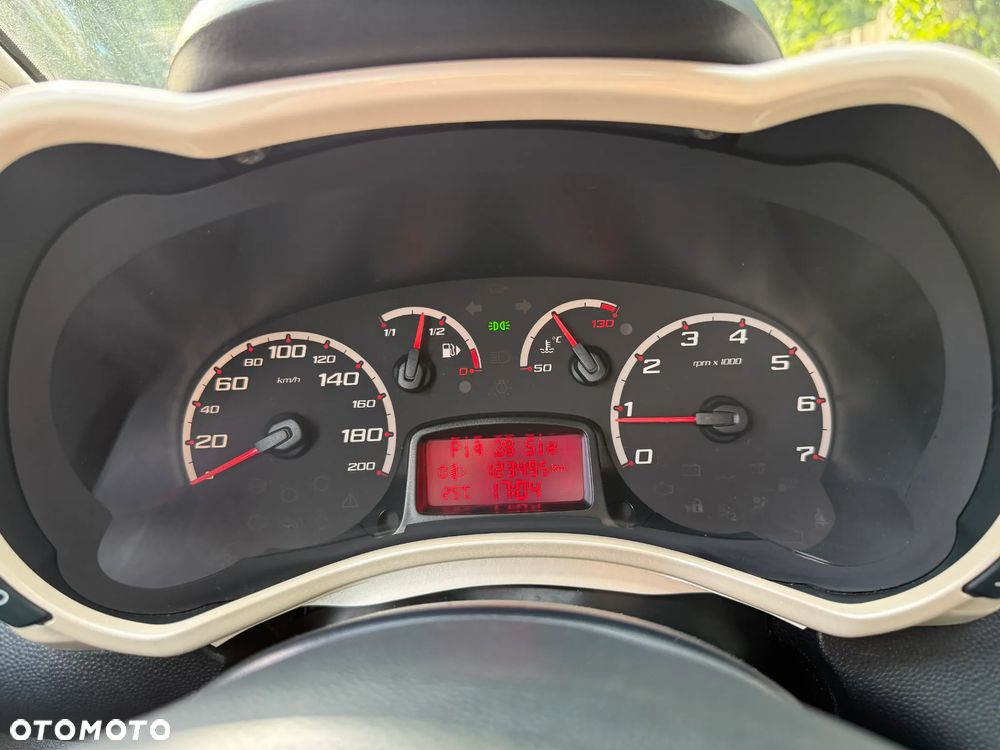 Ford KA 1.2 Titanium - 21