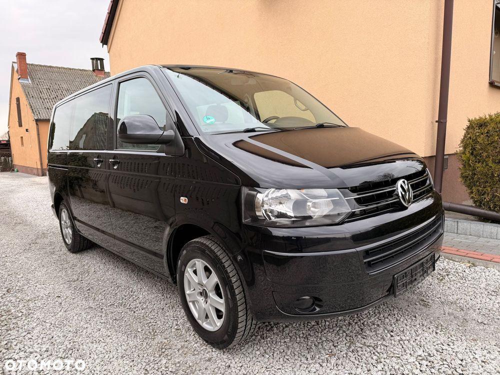 Volkswagen Multivan - 1