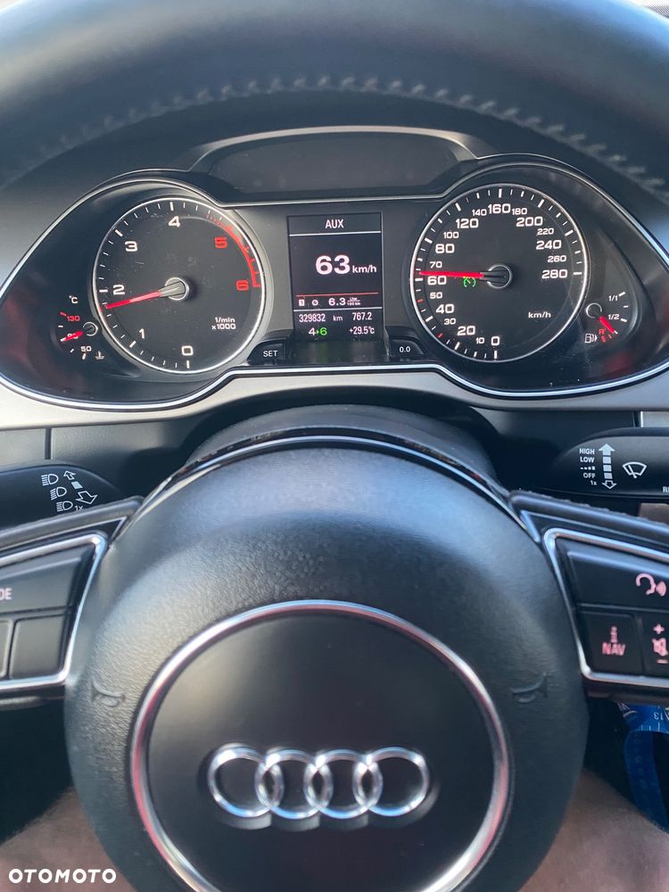 Audi A4 Limousine - 15
