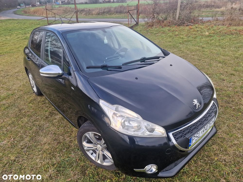 Peugeot 208 82 PureTech Style - 13