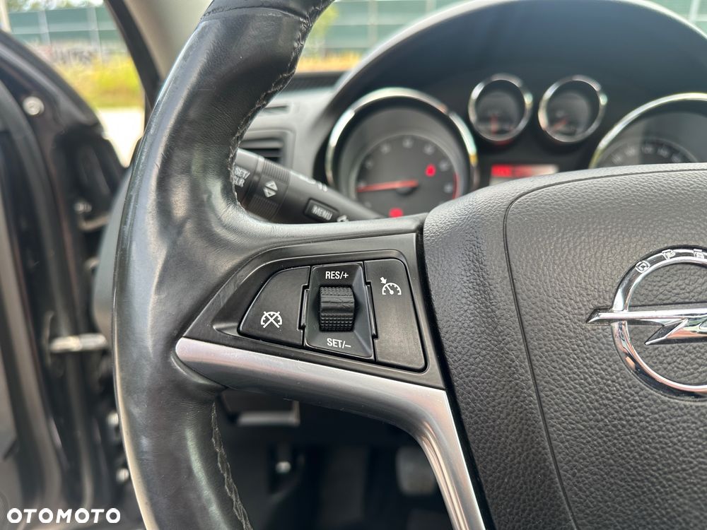 Opel Insignia 1.8 Elegance - 20