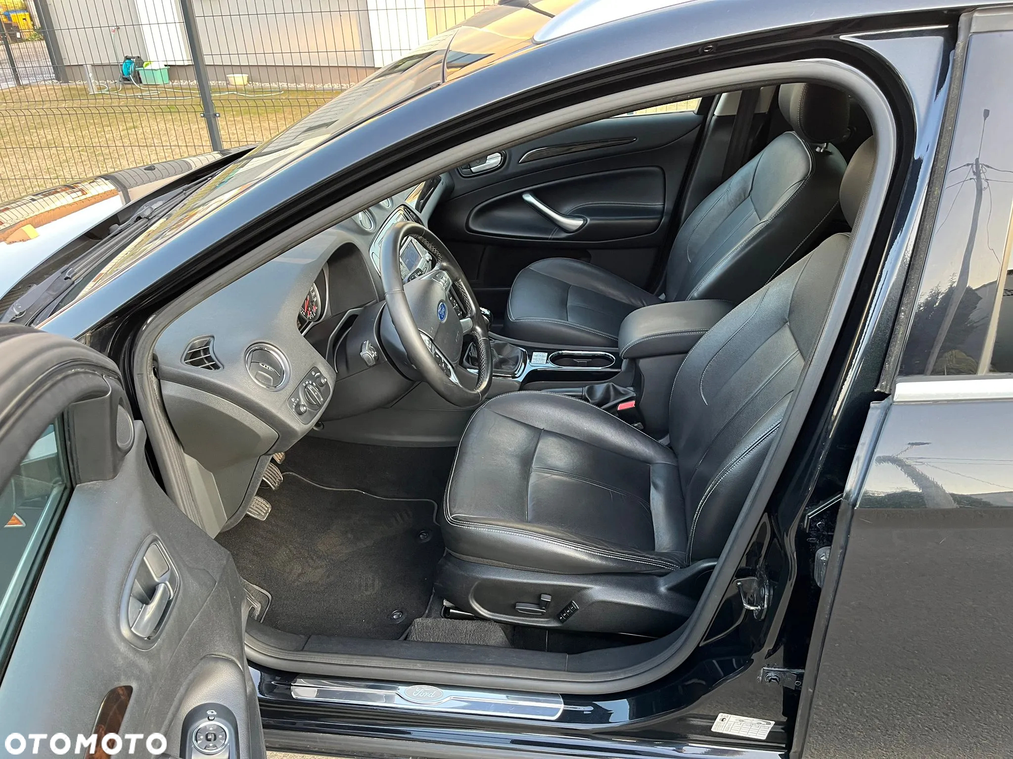 Ford Mondeo 2.0 TDCi Ghia X - 6