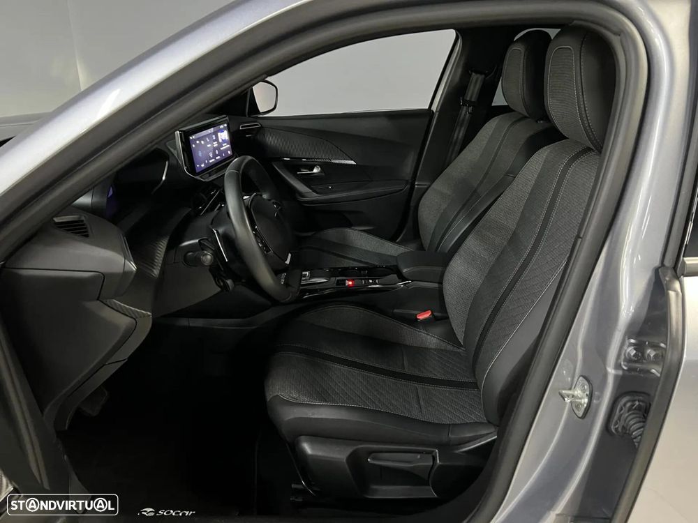 Peugeot 2008 1.2 Hybrid Allure e-DCS6 - 13
