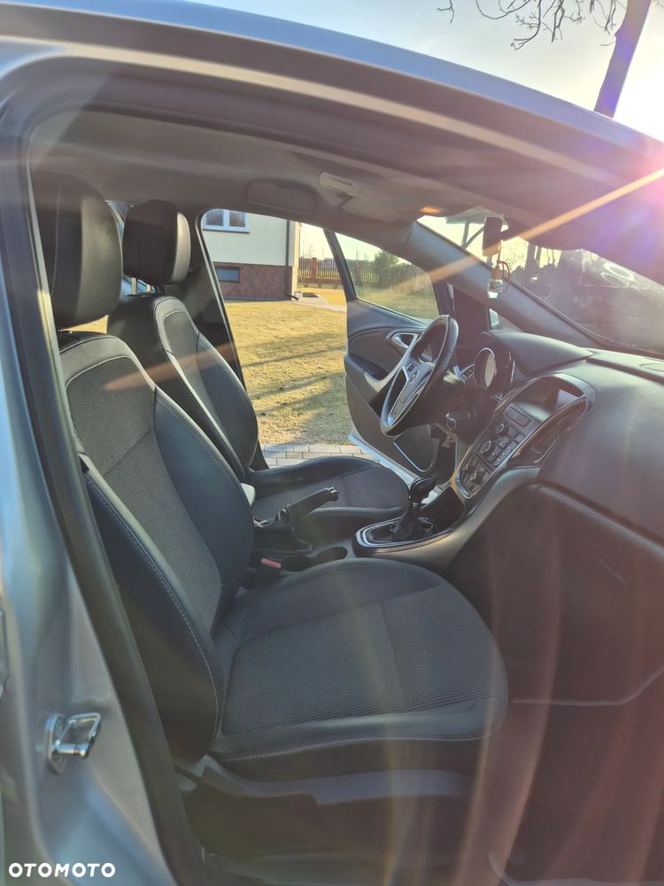 Opel Astra 1.7 CDTI Cosmo - 15
