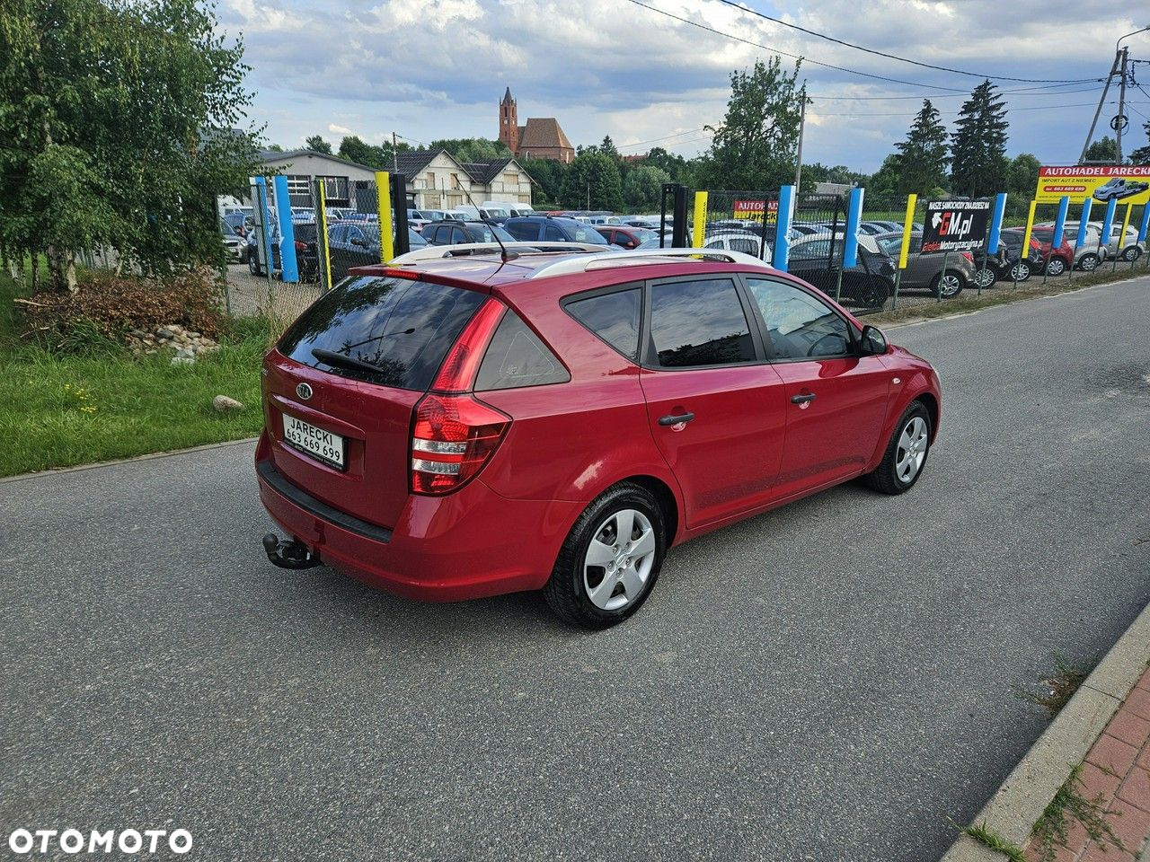 Kia Ceed - 4