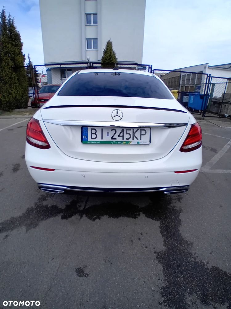 Mercedes-Benz Klasa E 200 d 9G-TRONIC - 2