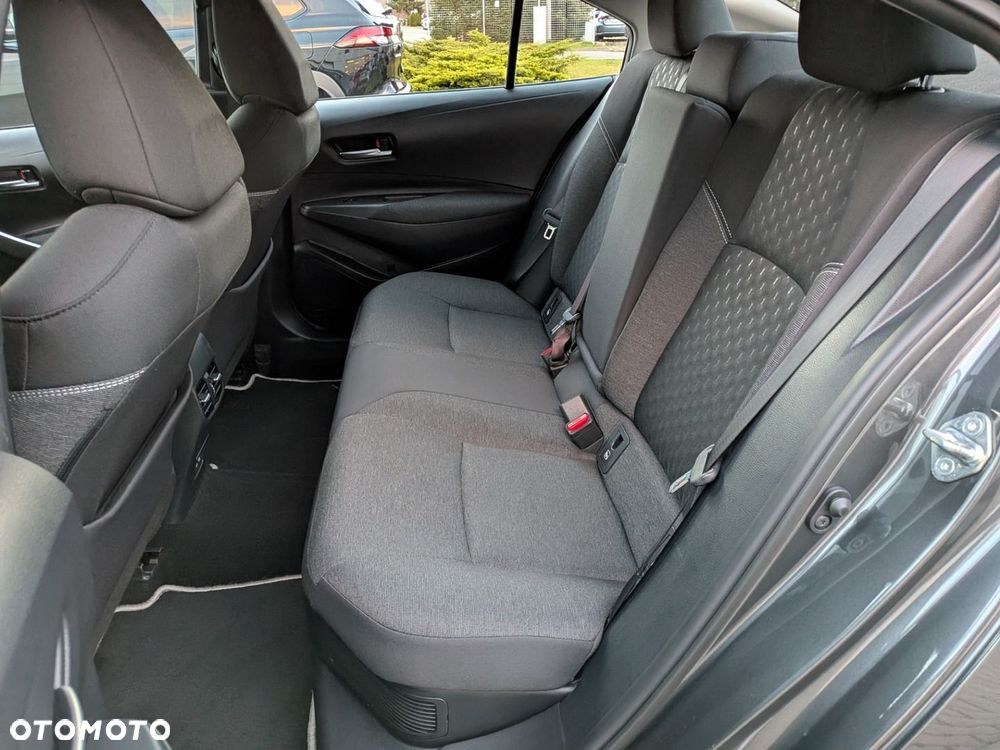 Toyota Corolla 1.8 Hybrid Comfort - 27