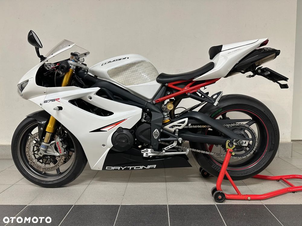 Triumph Daytona - 1