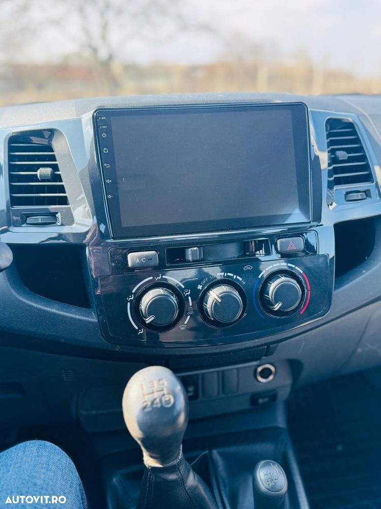 Toyota Hilux 4x4 Double Cab DPF Comfort - 8