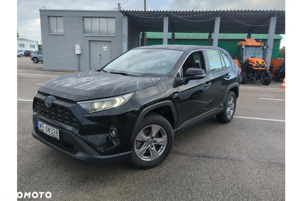 Toyota RAV4 - 1
