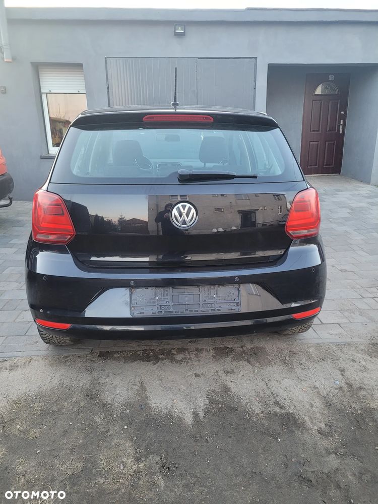 Volkswagen Polo 1.4 TDI (Blue Motion Technology) Comfortline - 4