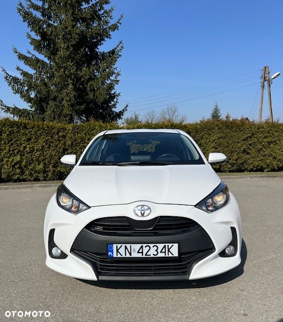 Toyota Yaris - 10