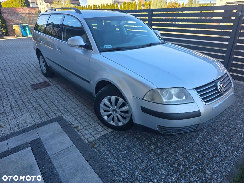 Volkswagen Passat 1.9 TDI Comfortline - 1