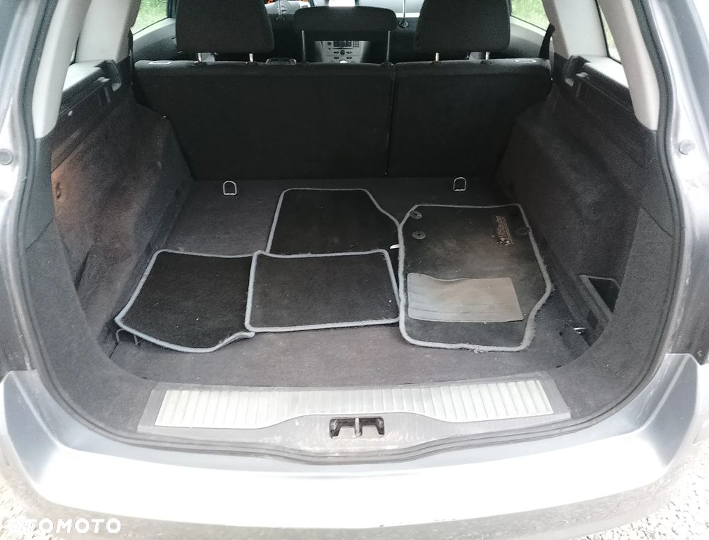 Opel Astra 1.6 Easytronic NAVI - 27