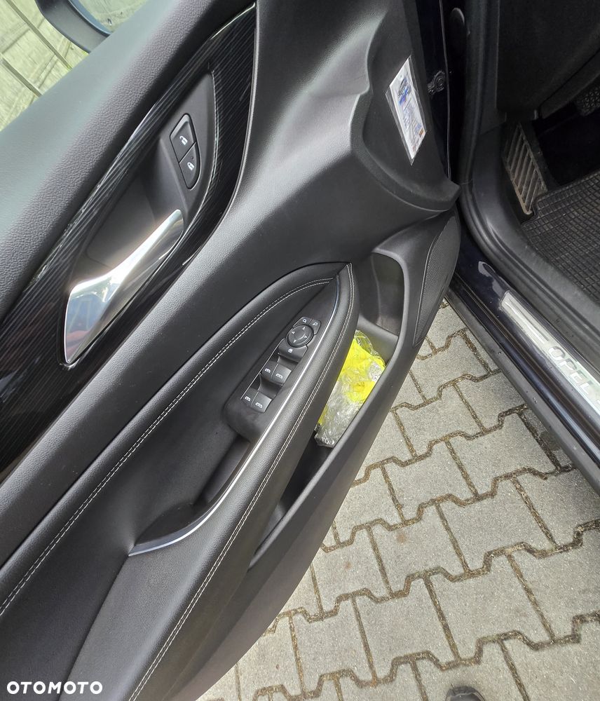 Opel Insignia 1.6 CDTI Innovation S&S - 10
