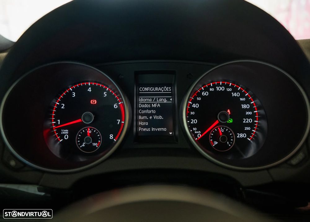 VW Golf 2.0 GTI DSG - 31