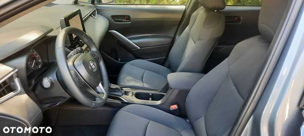 Toyota Corolla Cross - 9