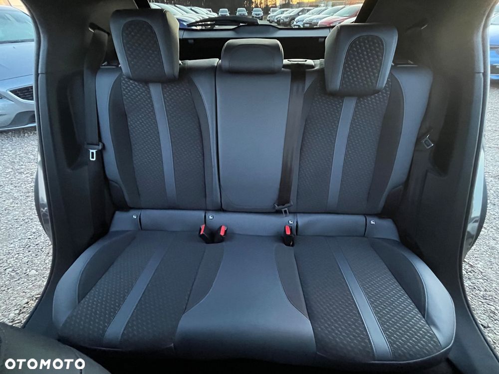 Peugeot 2008 1.5 BlueHDi Allure Pack S&S EAT8 - 31
