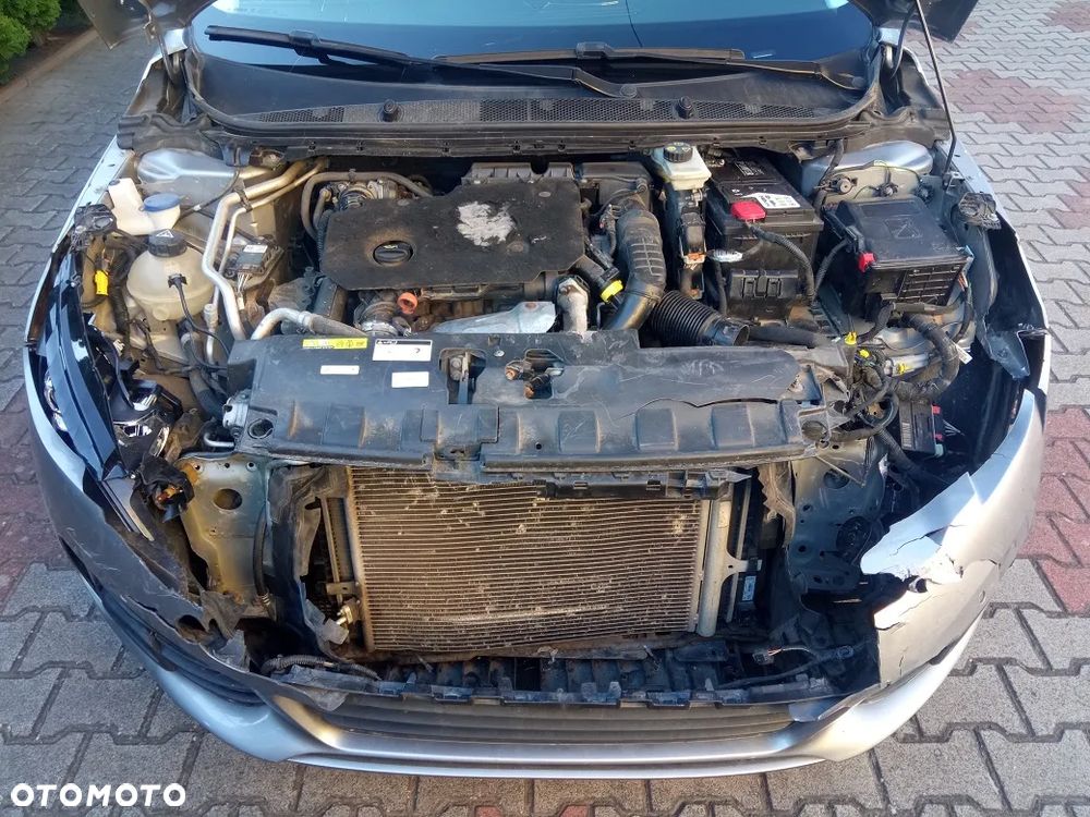 Peugeot 308 1.5 BlueHDi Business Line S&S - 23