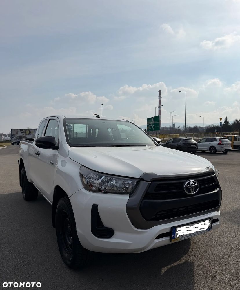 Toyota Hilux 4x4 Double Cab Duty - 3
