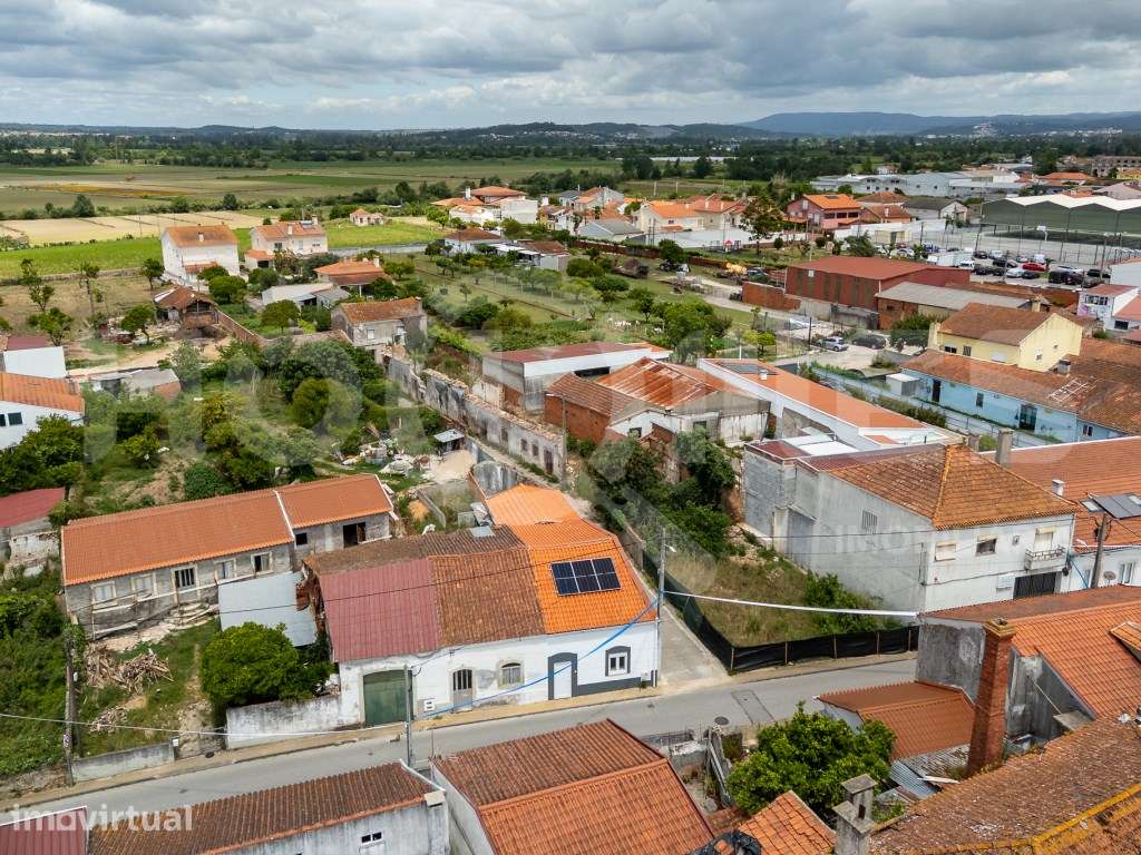 Moradia T2 em Taveiro - Grande imagem: 4/46