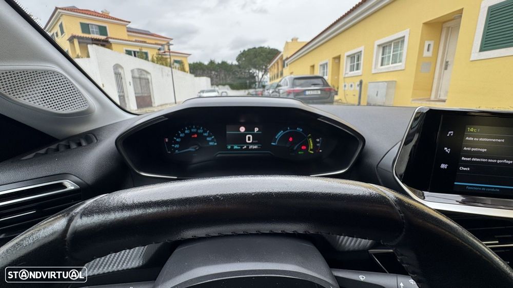 Peugeot e-208 50 kWh Allure - 12