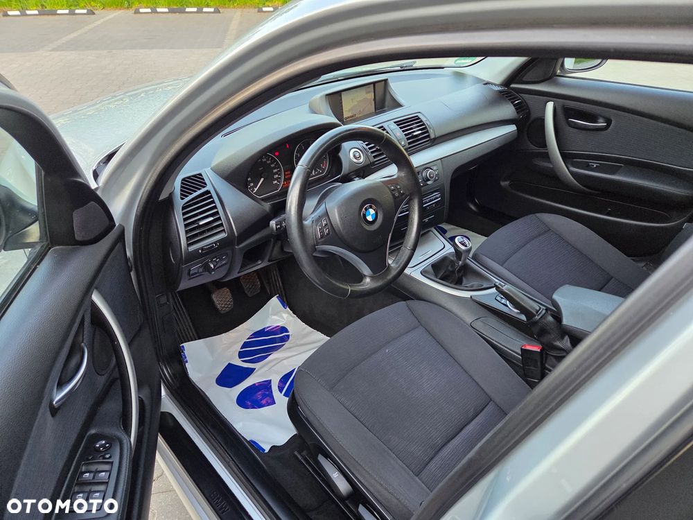 BMW Seria 1 - 12