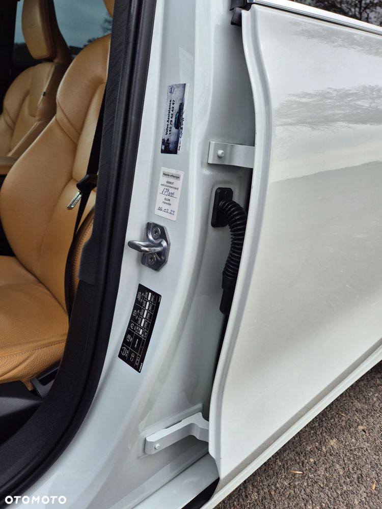 Volvo V60 D4 SCR Inscription - 33