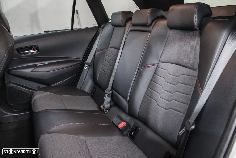 Toyota Corolla Touring Sports 1.8 Hybrid Exclusive - 12