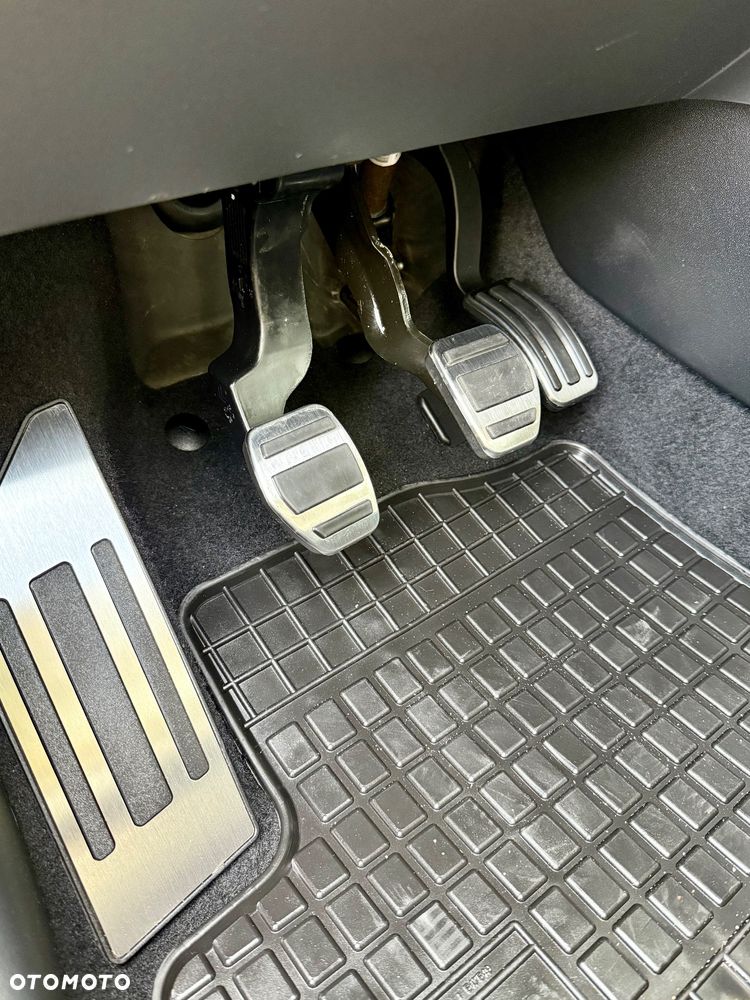 Citroën C3 1.2 PureTech Shine - 39