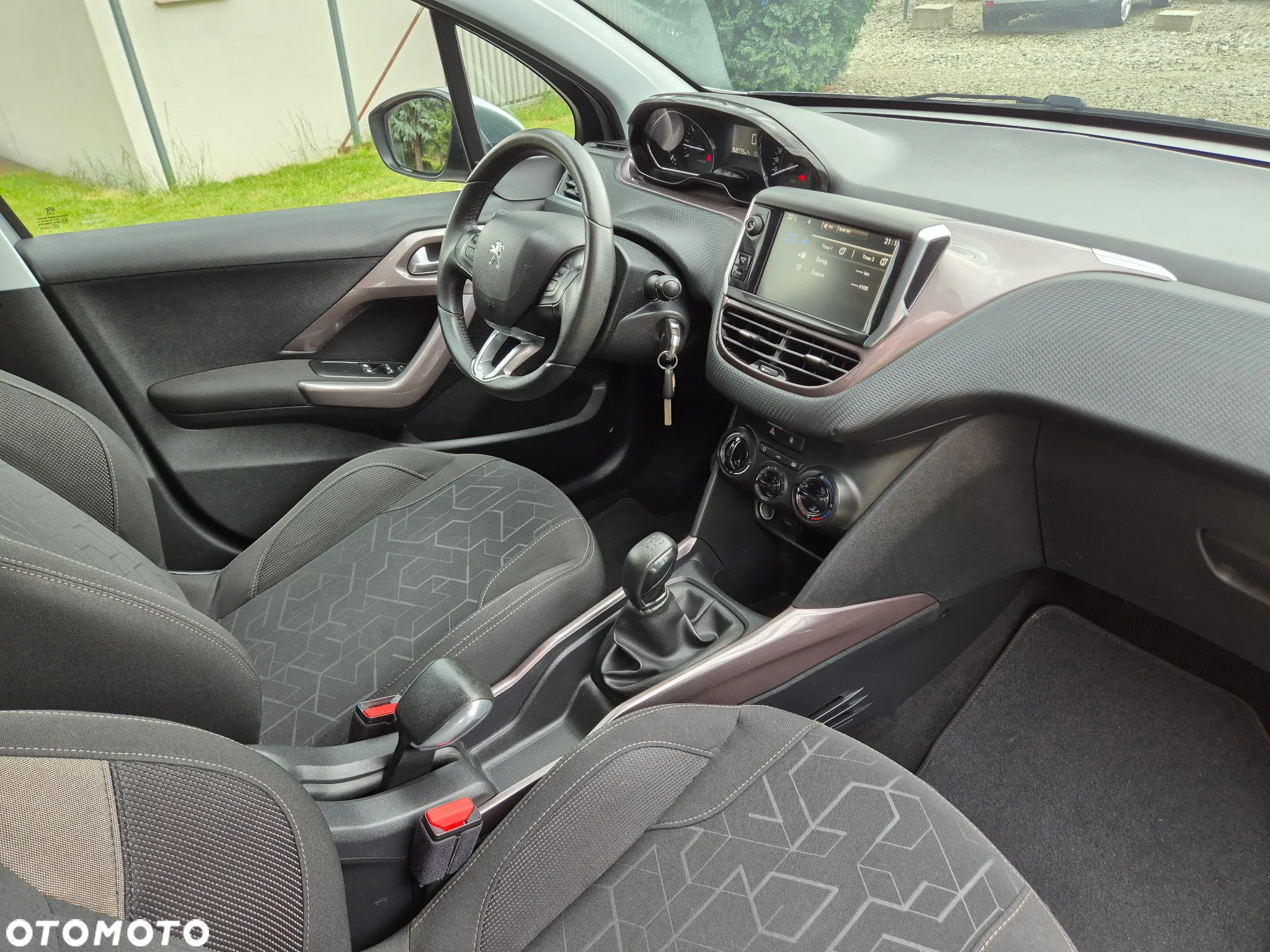 Peugeot 2008 - 15