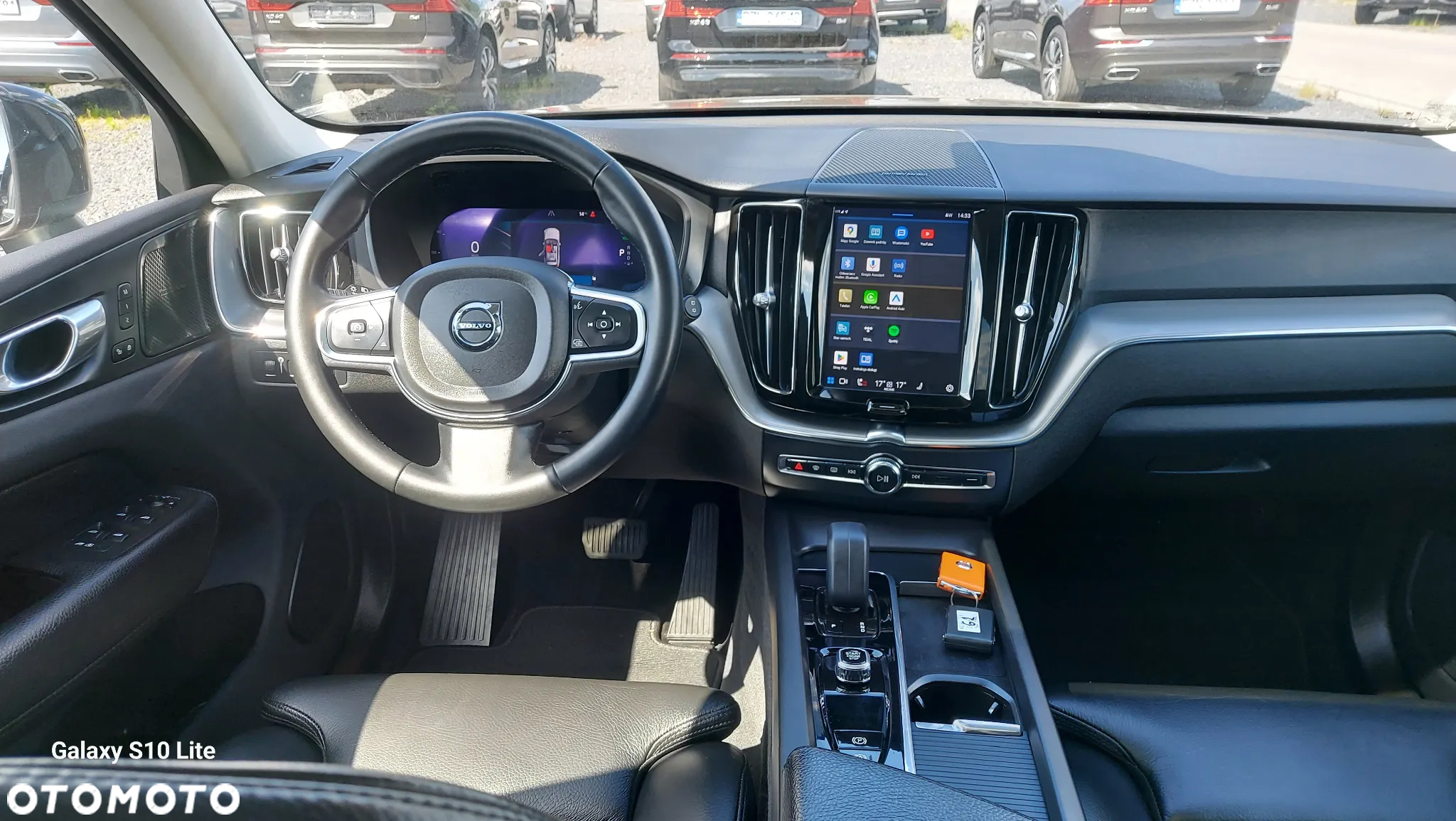 Volvo XC 60 T6 Plug-In Hybrid AWD Inscription - 8