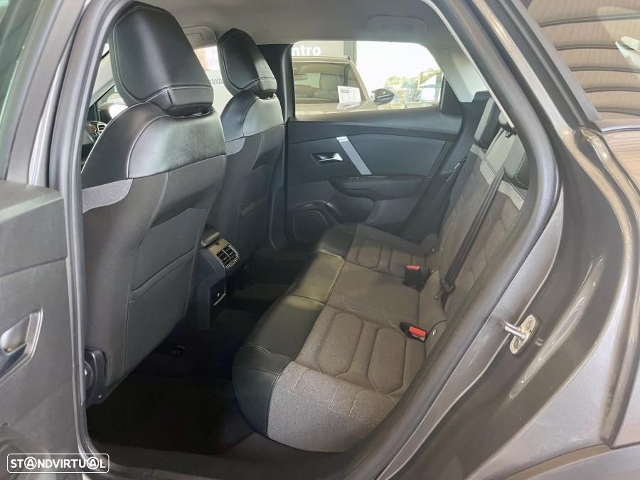 Citroën C4 PureTech 130 Stop&Start FEEL PACK - 23