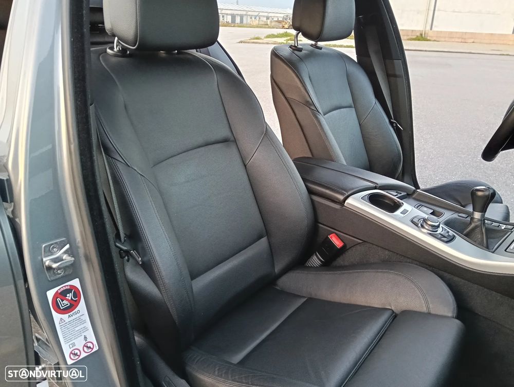 BMW 525 d Pack M - 26