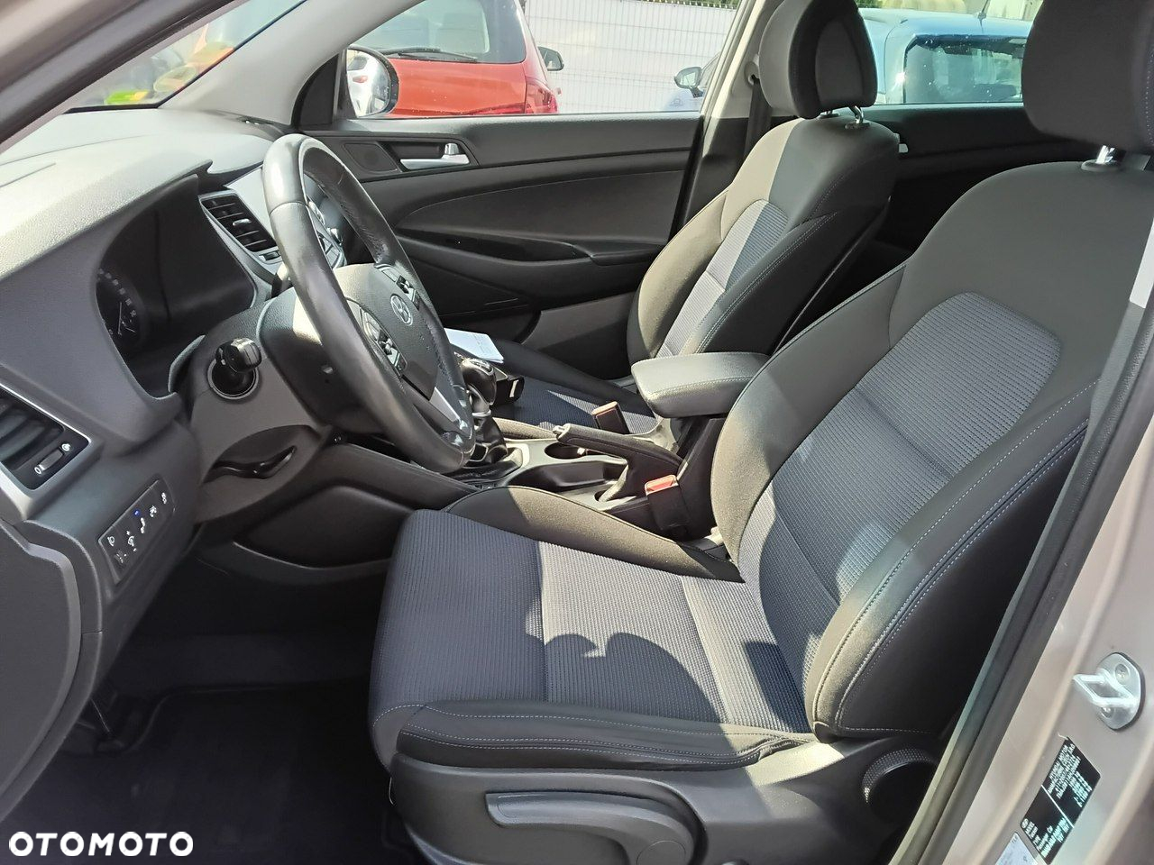 Hyundai Tucson blue 1.6 GDi 2WD Intro Edition - 15