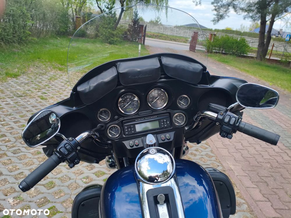 Harley-Davidson FLH Electra Glide - 21