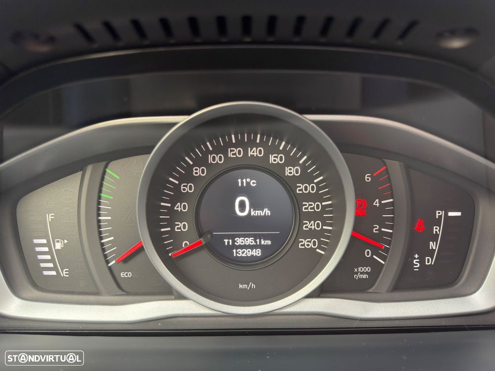 Volvo S60 2.0 D4 Momentum Geartronic - 10