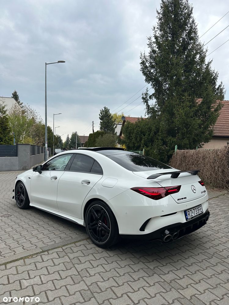 Mercedes-Benz CLA AMG 45 S 4-Matic+ 8G-DCT - 3