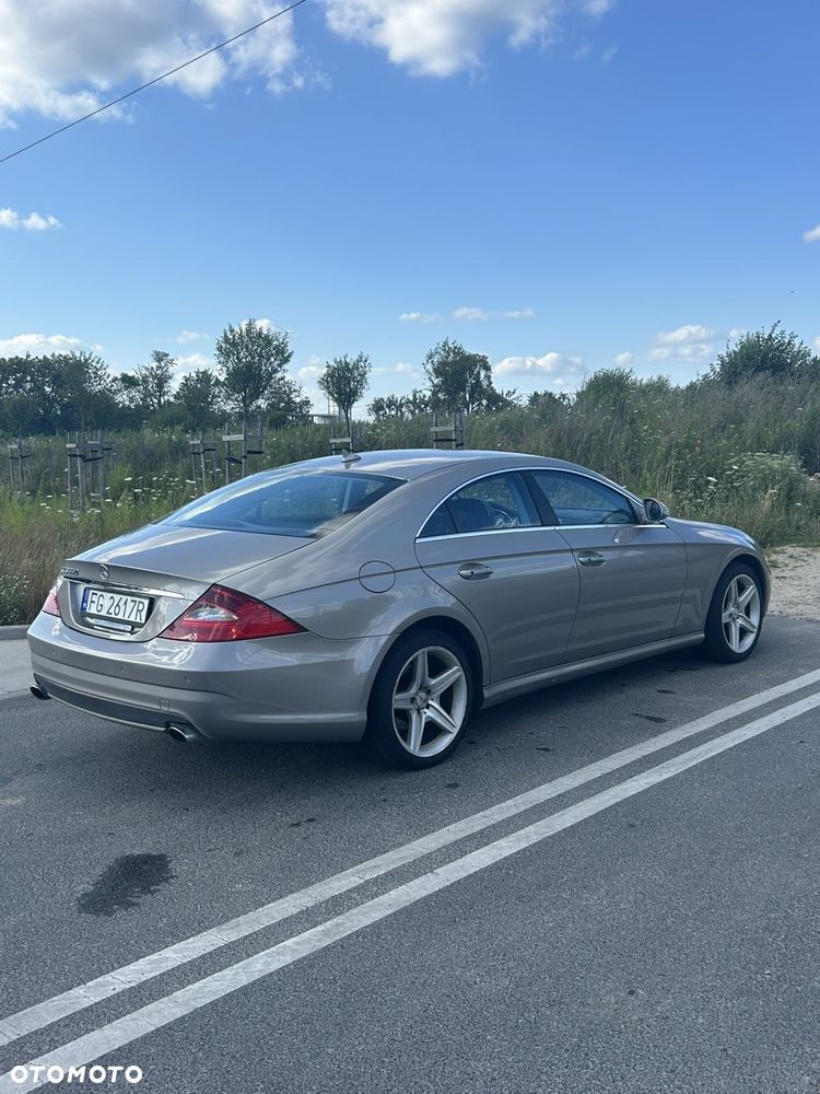 Mercedes-Benz CLS - 4