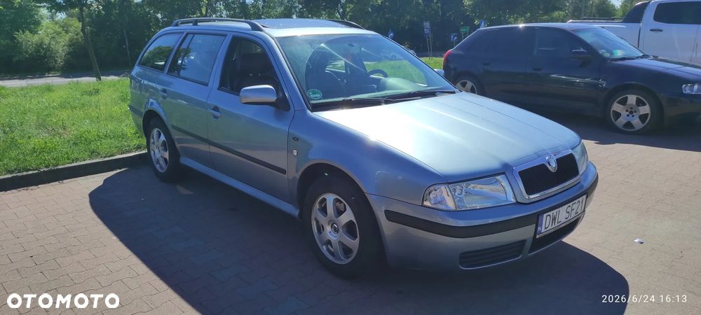 Skoda Octavia 2.0 Elegance - 26